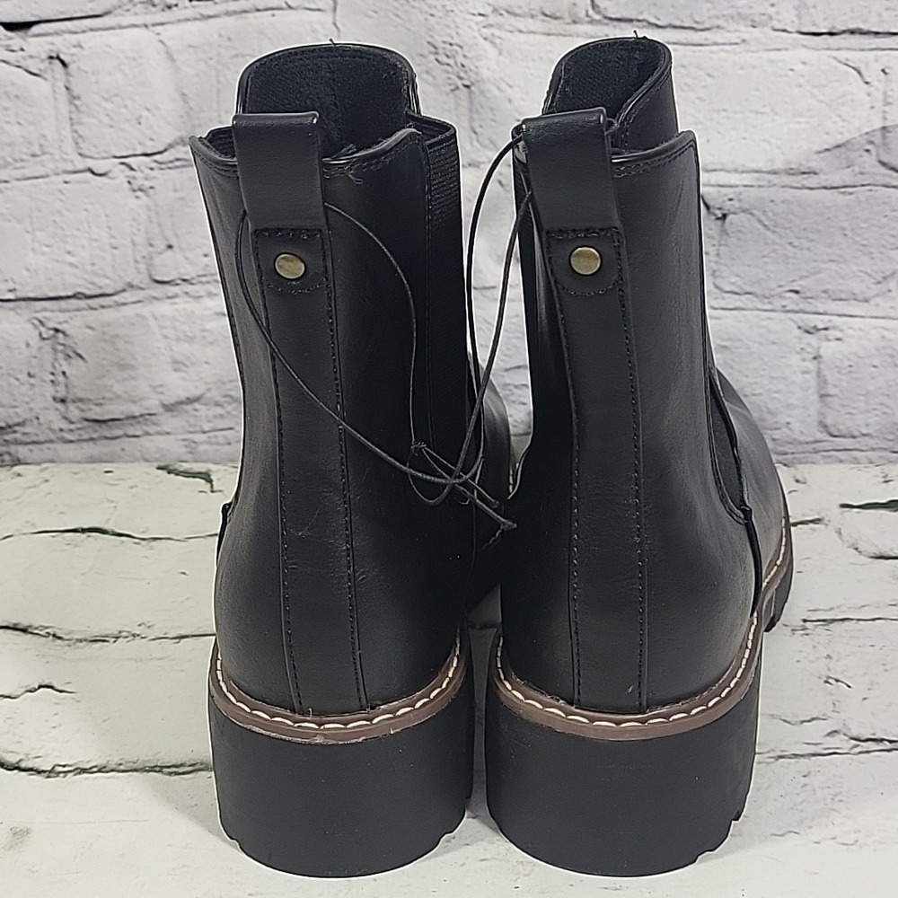 Universal Thread Chelsea Boot With Memory Foam In… - image 7